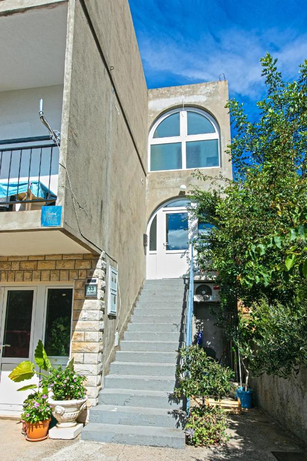 Apartments with a parking space Gradac, Makarska - 14708 Bagian luar foto